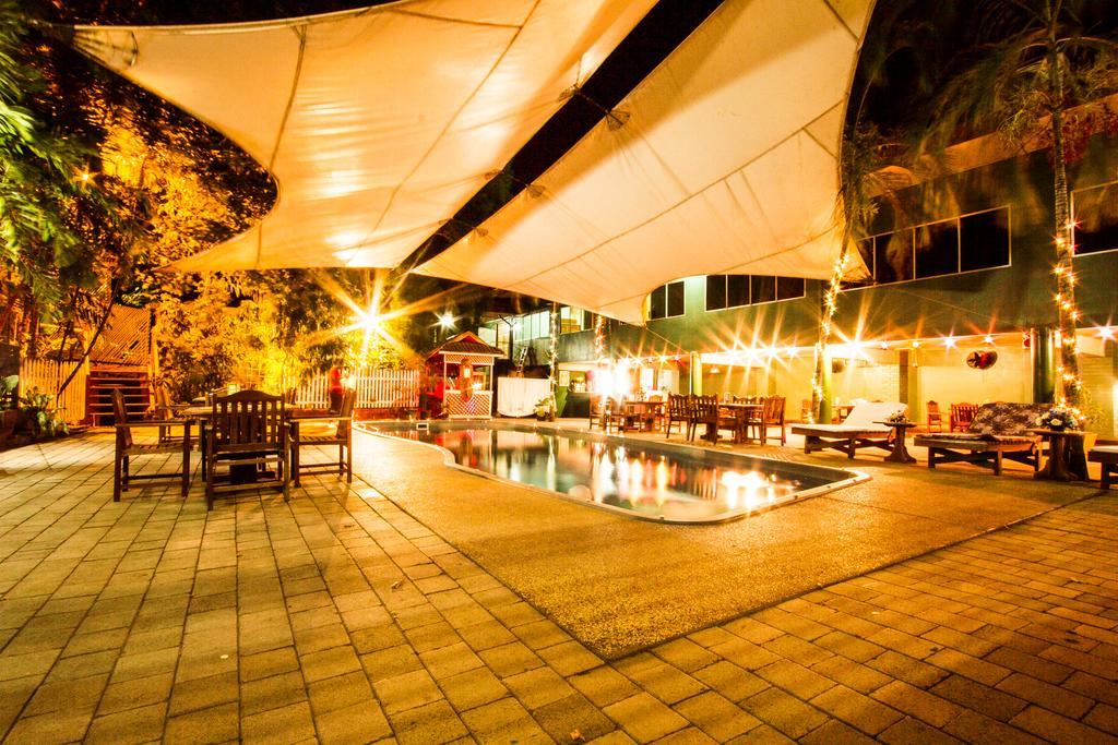 Hideaway Hotel Πορτ Μόρεσμπι Εξωτερικό φωτογραφία
